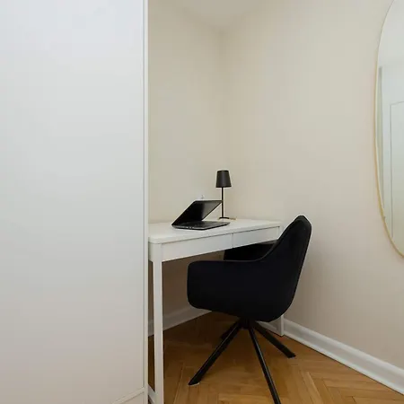 Tasteful One Bedroom Apartment By Noclegi Renters Warsaw Exterior photo