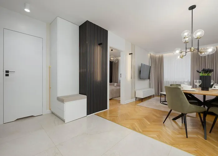 Tasteful One Bedroom Apartment By Noclegi Renters