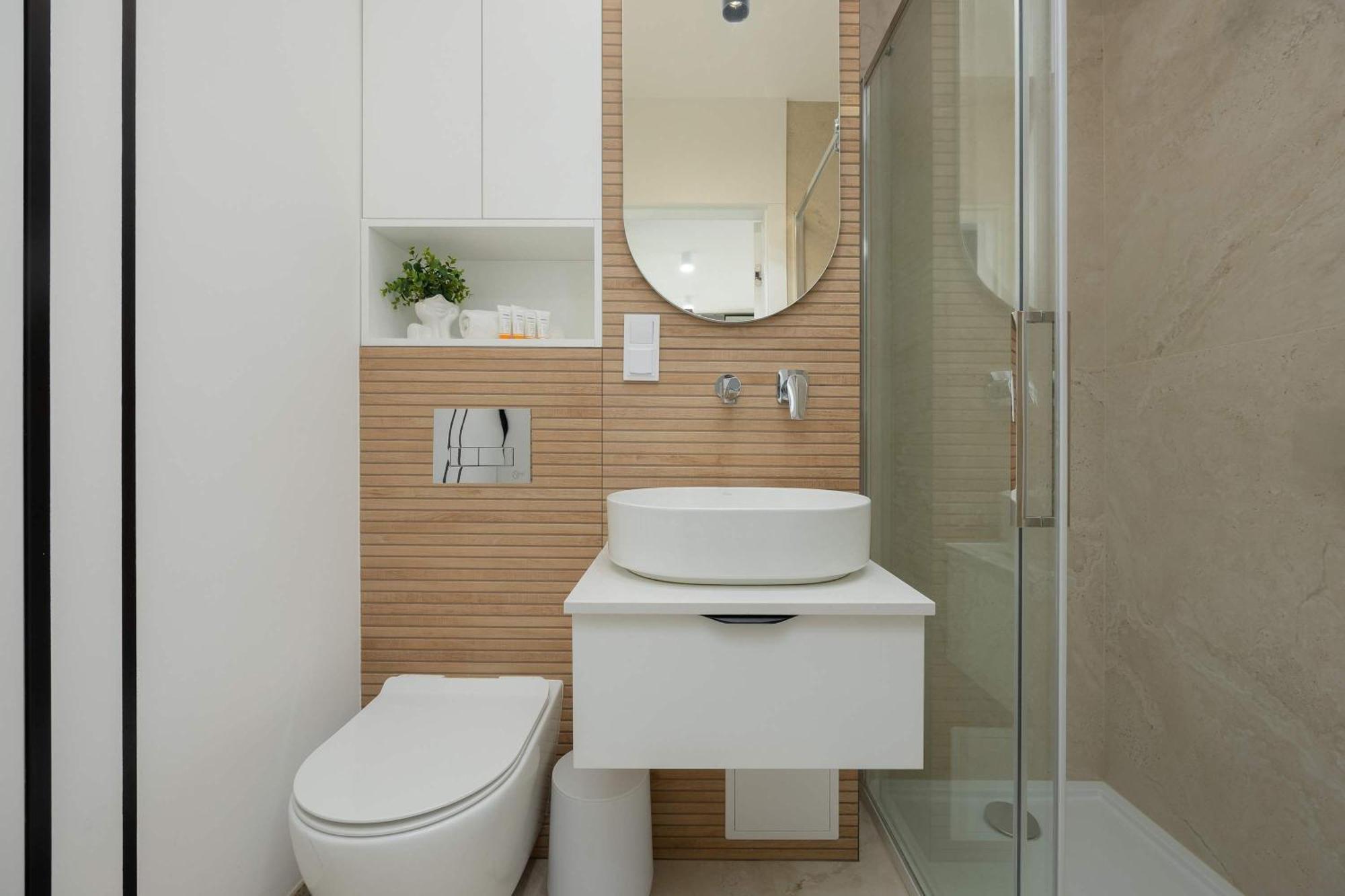 Tasteful One Bedroom By Renters * Warschau